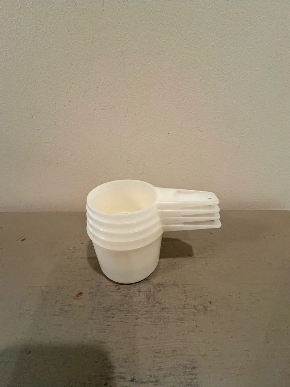 Set Of Four VTG Tupperware White Measuring Cups
